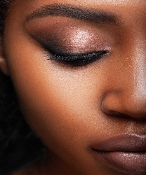 make up on black skin
